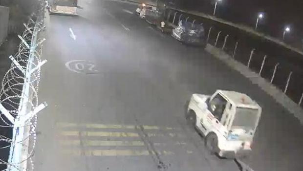İstanbul Havalimanı'nda tespit edildi! Transit kargo paketlerinden hırsızlık