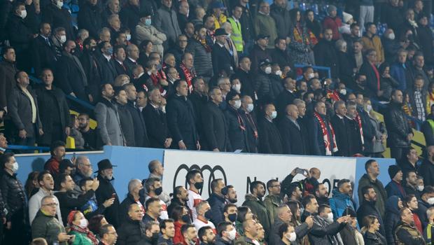 Karadağ - Türkiye maçından çok özel fotoğraflar