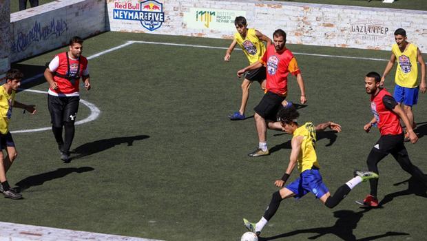 Red Bull Neymar Jr’s Five’ta en iyi sokak futbolcuları belli oluyor