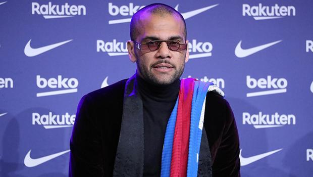 Barcelona'ya geri dönen Dani Alves'in maaşı ortaya çıktı!