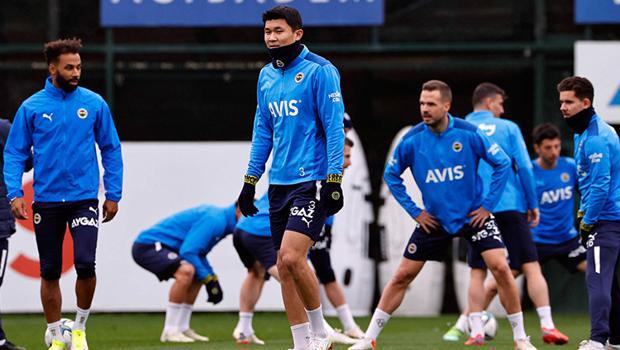 Fenerbahçe'de Galatasaray derbisi mesaisi! 4 isim idmanda yer almadı