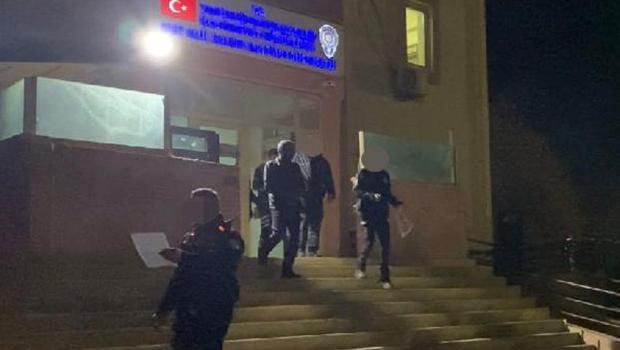 19 yıldır aranıyordu... Kardeşinin kimliğiyle yakalandı