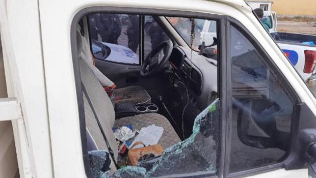 'Dur' ihtarına uymadı, polise ve araçlara çarptı! Böyle yakalandı