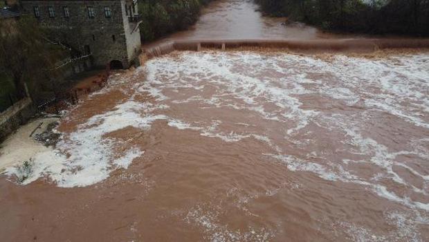 Bartın Irmağı köpürdü, inceleme başlatıldı