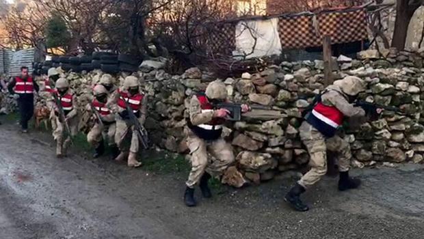 Van'da PKK/KCK terör operasyonu: 16 gözaltı