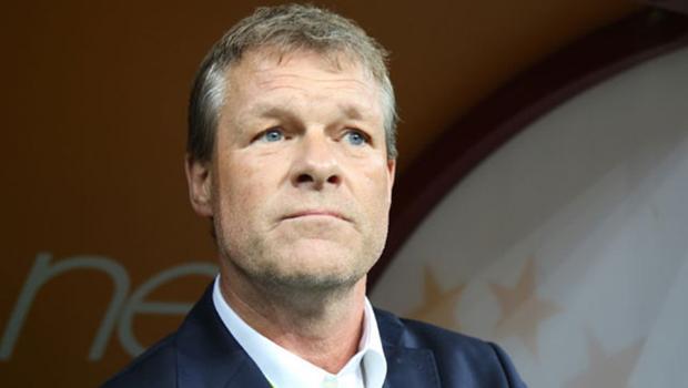 Fenerbahçe'nin eski teknik direktörü Erwin Koeman emekli oldu