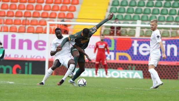 Alanyaspor - Sivasspor maçından fotoğraflar