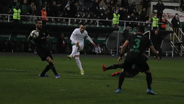 Bursaspor, Denizlispor'u 3 golle mağlup etti