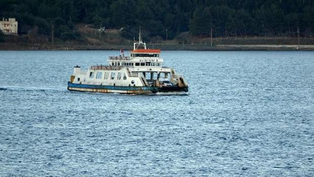 Bozcaada ve Gökçeada'ya feribot seferleri iptal