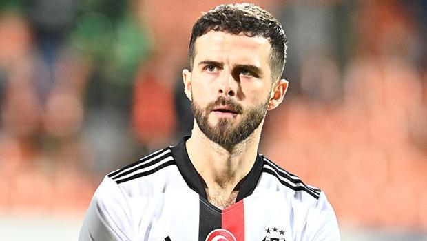 Son Dakika: Beşiktaş'ta Miralem Pjanic şoku!