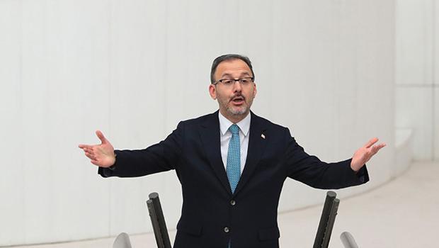 Bakan Kasapoğlu'ndan muhalefete: Bu çevrimdışı muhalefet zihniyetini bir kenara bırakın, online olun