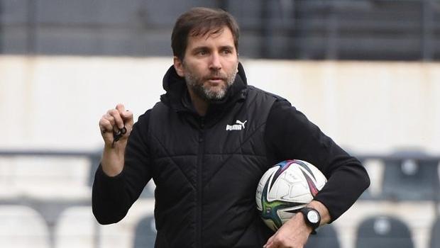 Manisa FK Teknik Direktörü Turgay Altay: "Evimize mutlu dönmek istiyoruz..."