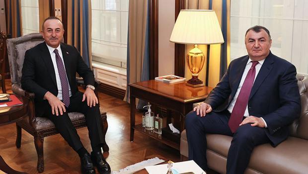 DATÜB Genel Başkanı Kassanov, Bakan Çavuşoğlu'nu ziyaret etti