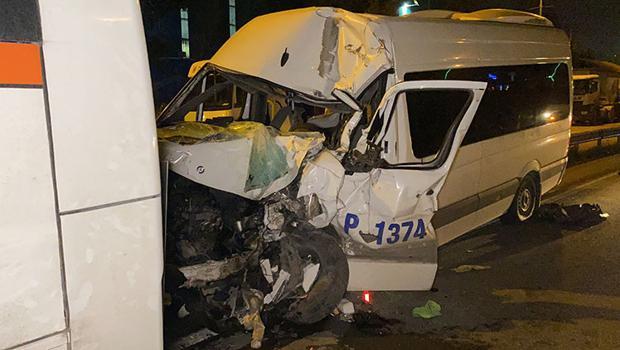 D-100'de facia gibi kaza! 10 kişi yaralandı