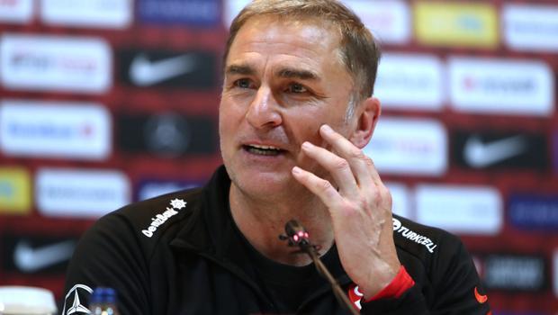 Stefan Kuntz: Yönetici açıklamaları Türk futboluna zarar veriyor