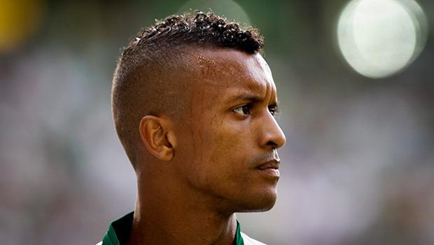 Fenerbahçe'nin eski futbolcu Luis Nani imzayı atıyor!