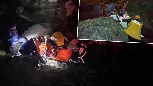 Ailesinin haber alamadığı TIR şoförü, dereye uçan aracında ölü bulundu