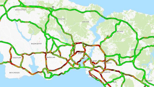 Son dakika: Dikkat! İstanbul’da son iş gününde trafik kilit
