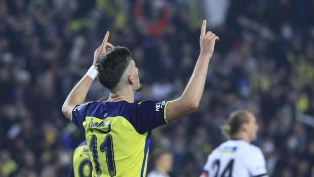 Fenerbahçe - Beşiktaş derbisinden öne çıkan fotoğraflar