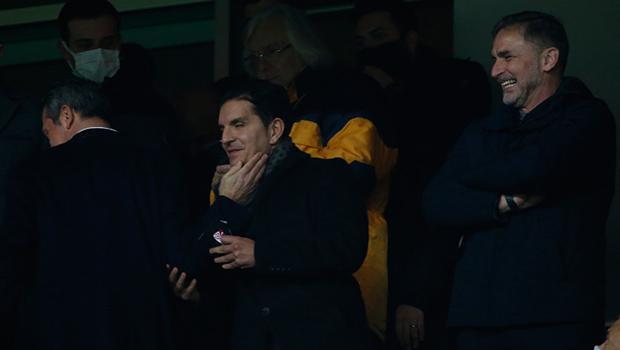 Ali Koç ile Kenan Koçak derbide yan yana