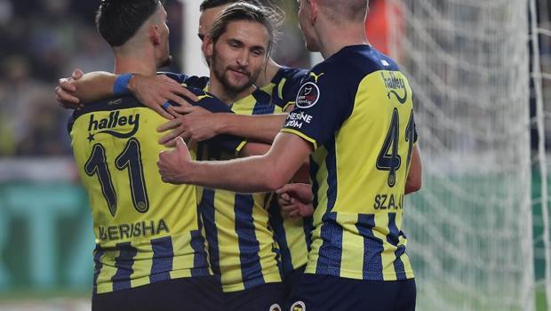 Son Dakika: Kadıköy'de geceye damga vuran an! Kenan Koçak ve Ali Koç....