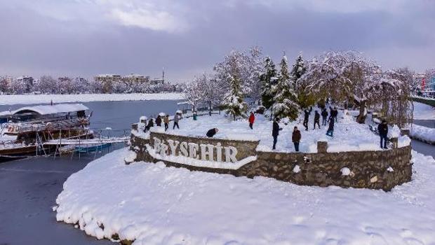 Son dakika... Konya'nın 6 ilçesinde okullara yarın da kar tatili