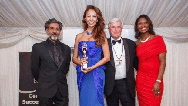 Türk oyun yapımcısı Dinç'e İngiltere’den büyük onur