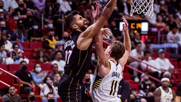 Ömer Faruk Yurtseven'li Miami Heat farklı kazandı