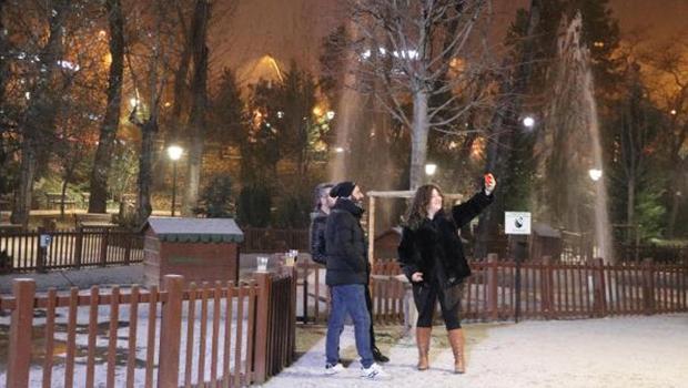 Ankara buz kesti! Sıcaklık eksi 5'i gördü