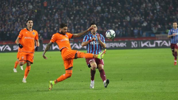 Trabzonspor - Medipol Başakşehir maçından öne çıkan fotoğraflar