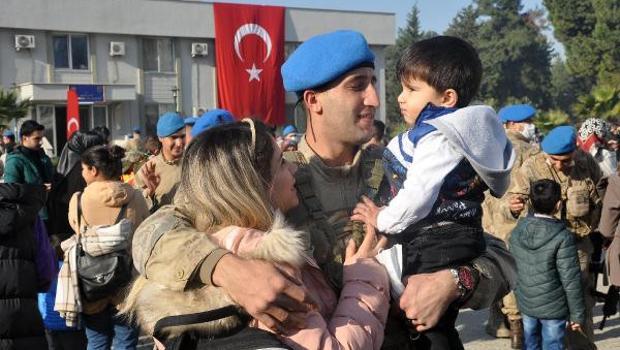 El Bab'da görevini tamamlayan komandolar 6 ay sonra yurda döndü