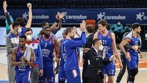 Son Dakika Haberi... Anadolu Efes'te koronavirüs şoku! 8 pozitif...