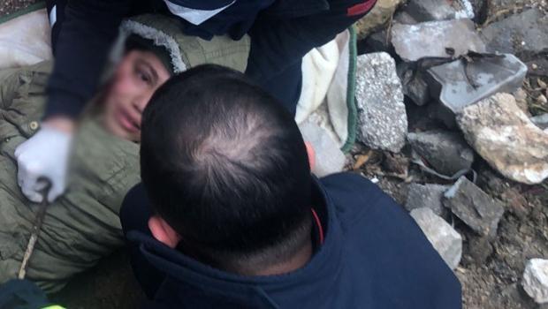 Acısı yüzüne yansıdı! Küçük İsa'nın yüzüne demir saplandı