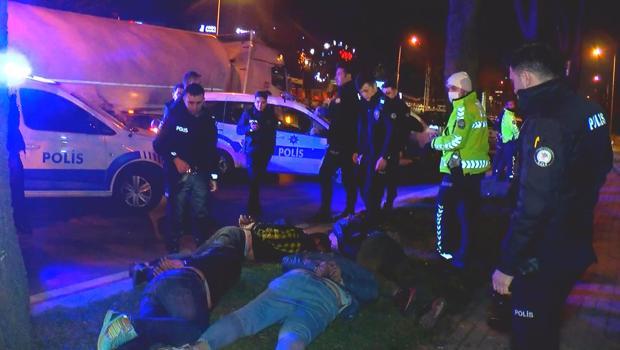 'Dur' ihtarına uymayıp, trafik polislerinin üzerine araç sürdü... Böyle gözaltına alındılar