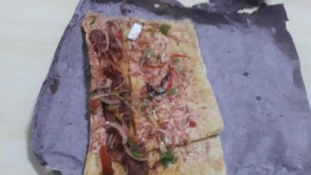 Oğluna gönderdiği dürümden çıkan şaşkına çevirdi: Tutuklandı