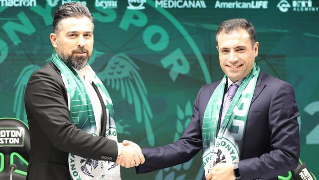 Son dakika: Konyaspor'da İlhan Palut'un sözleşmesi uzatıldı