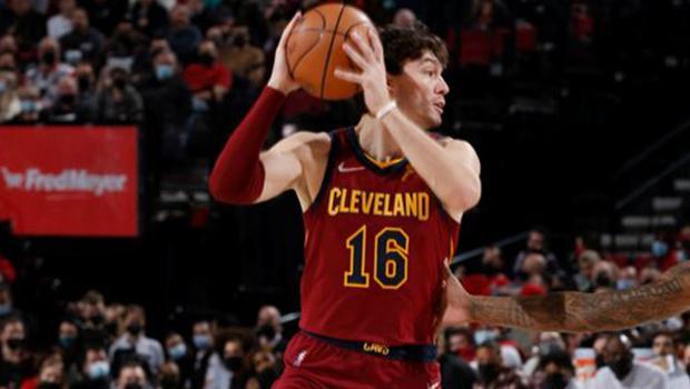 NBA'de Cedi Osman'ın geri döndüğü maçta Cleveland, Portland'ı devirdi!