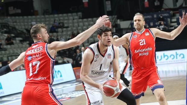 Bahçeşehir Koleji 2022'ye buruk başladı