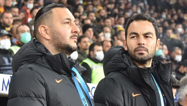 Son Dakika: Galatasaray'da ayrılıklar arka arkaya! Necati Ateş ve Selçuk İnan...