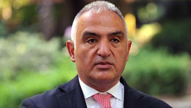 Bakan Ersoy ‘O Günün Hikayesi’ filminin galasına katıldı