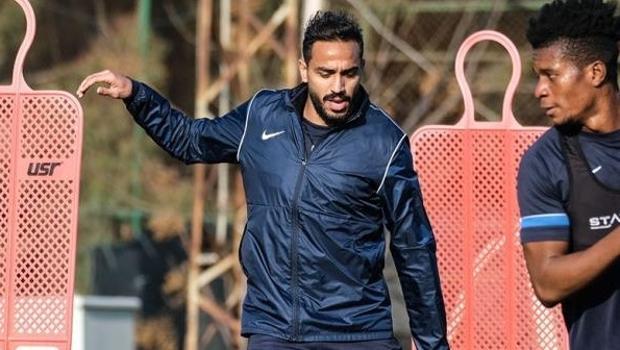 Hatayspor'da yeni transfer Kahraba takımla çalıştı