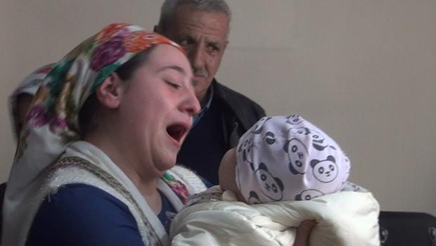 7 aylık kızını 5 ay sonra gördü, gözyaşlarına boğuldu