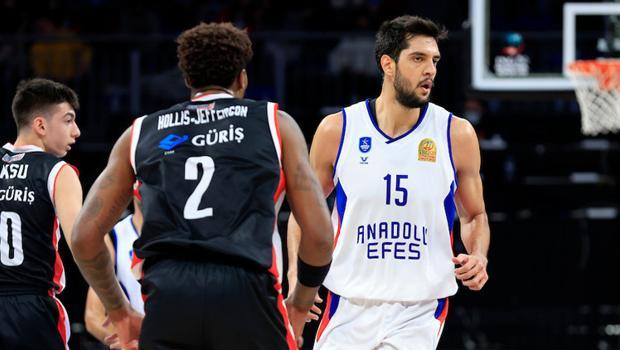 Anadolu Efes, Beşiktaş’ı farklı yendi