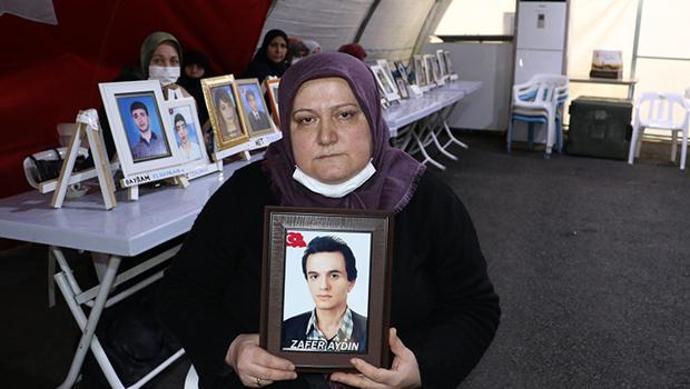 Evlat nöbetindeki anne: Dön gel, ismin gibi bize zaferler yaşat