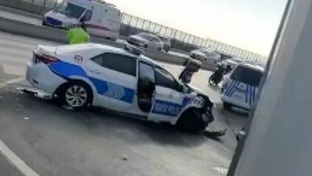 Son dakika... Bakırköy'de polis aracı ile taksi çarpıştı: 2'si polis 4 yaralı