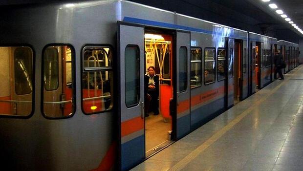 İstanbul'da metro ve Marmaray seferleri saat 02:00'ye kadar uzatıldı