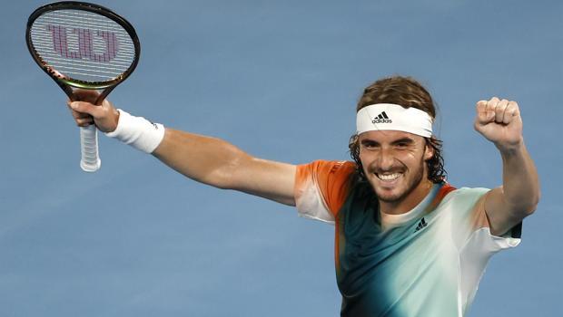 Tsitsipas, Avustralya Açık’ta yarı finale yükseldi