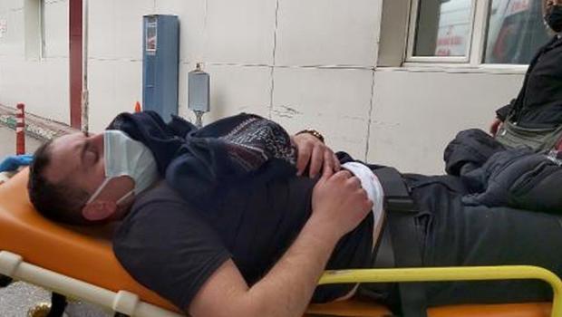 Tanımadığı 3 kişiye el salladı, göğsünden bıçaklandı