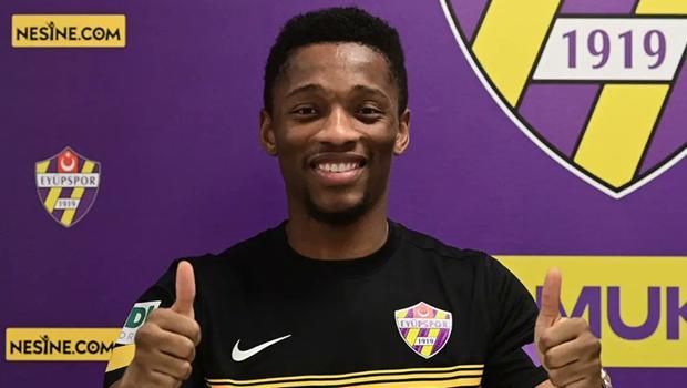 Son Dakika: Eyüpspor transferi resmen açıkladı! Jesse Sekidika kiralandı...