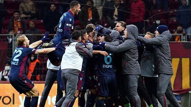 Trabzonspor'dan ezeli rakiplerine tarihi fark!